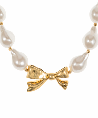 Bow & Baroque Pearl Necklace