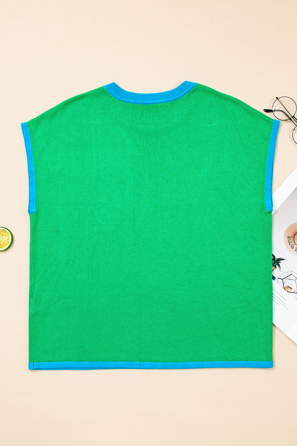 Green Contrast Trim Round Neck Short Sleeve Loose Knit Sweater (Warehouse Exclusive)