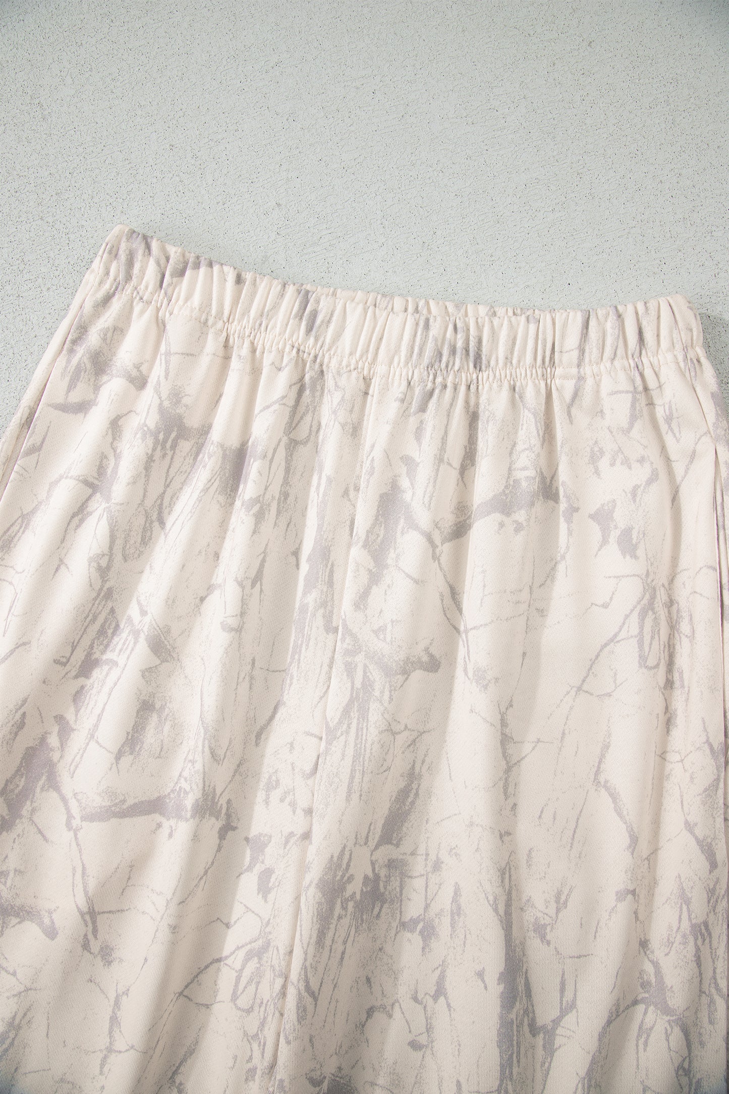 Modern Grace khaki camo print jogger pants set, two-piece casual outfit with matching top and pants, online exclusive.
