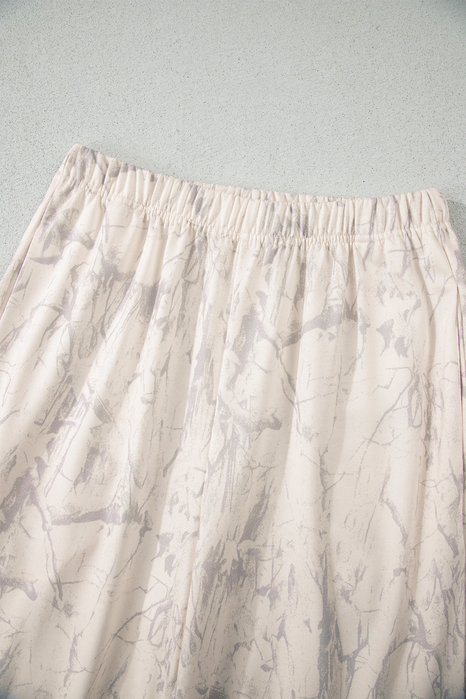 Modern Grace khaki camo print jogger pants set, two-piece casual outfit with matching top and pants, online exclusive.