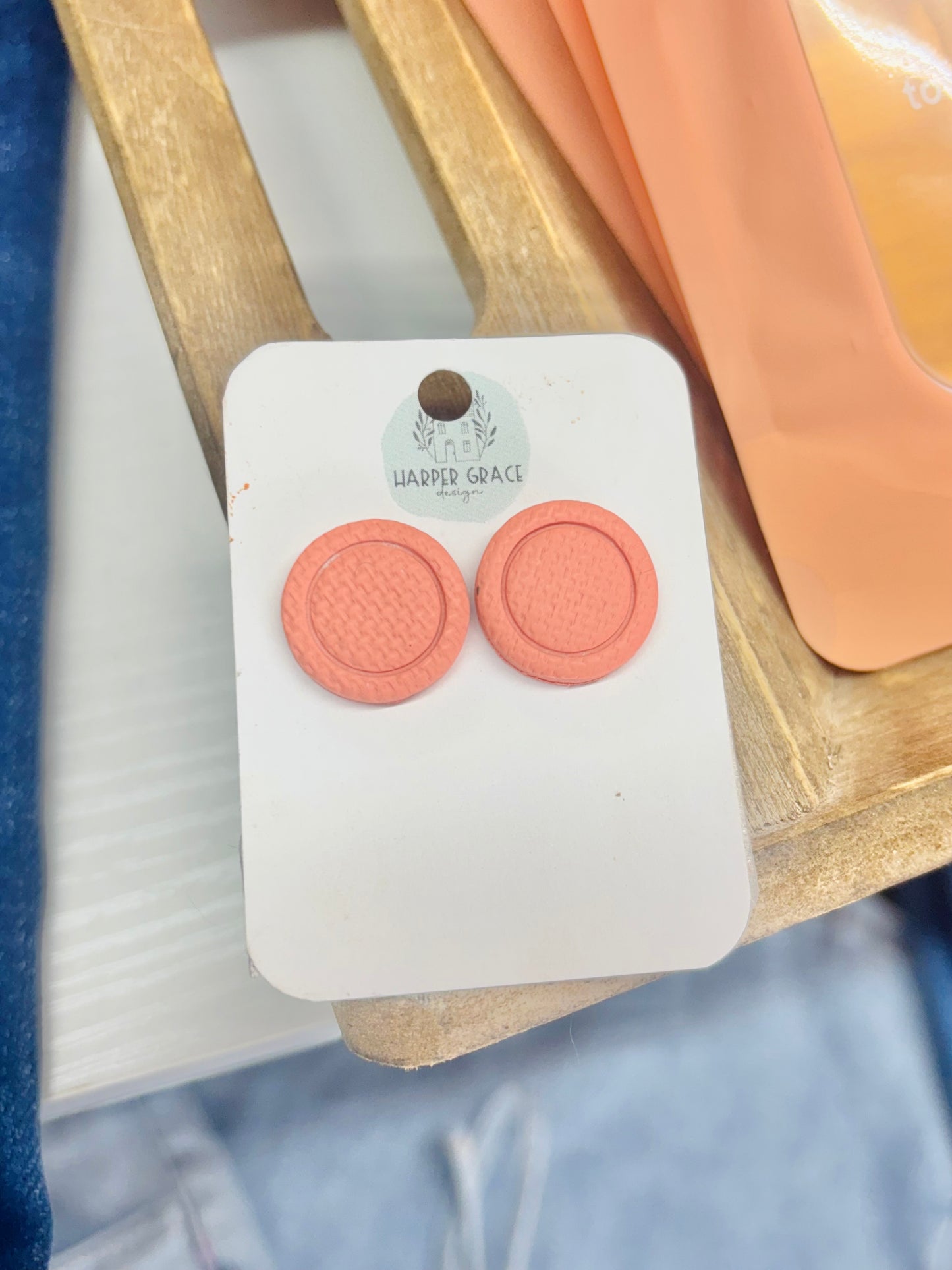 PEACH ROUND BUTTON EARRINGS