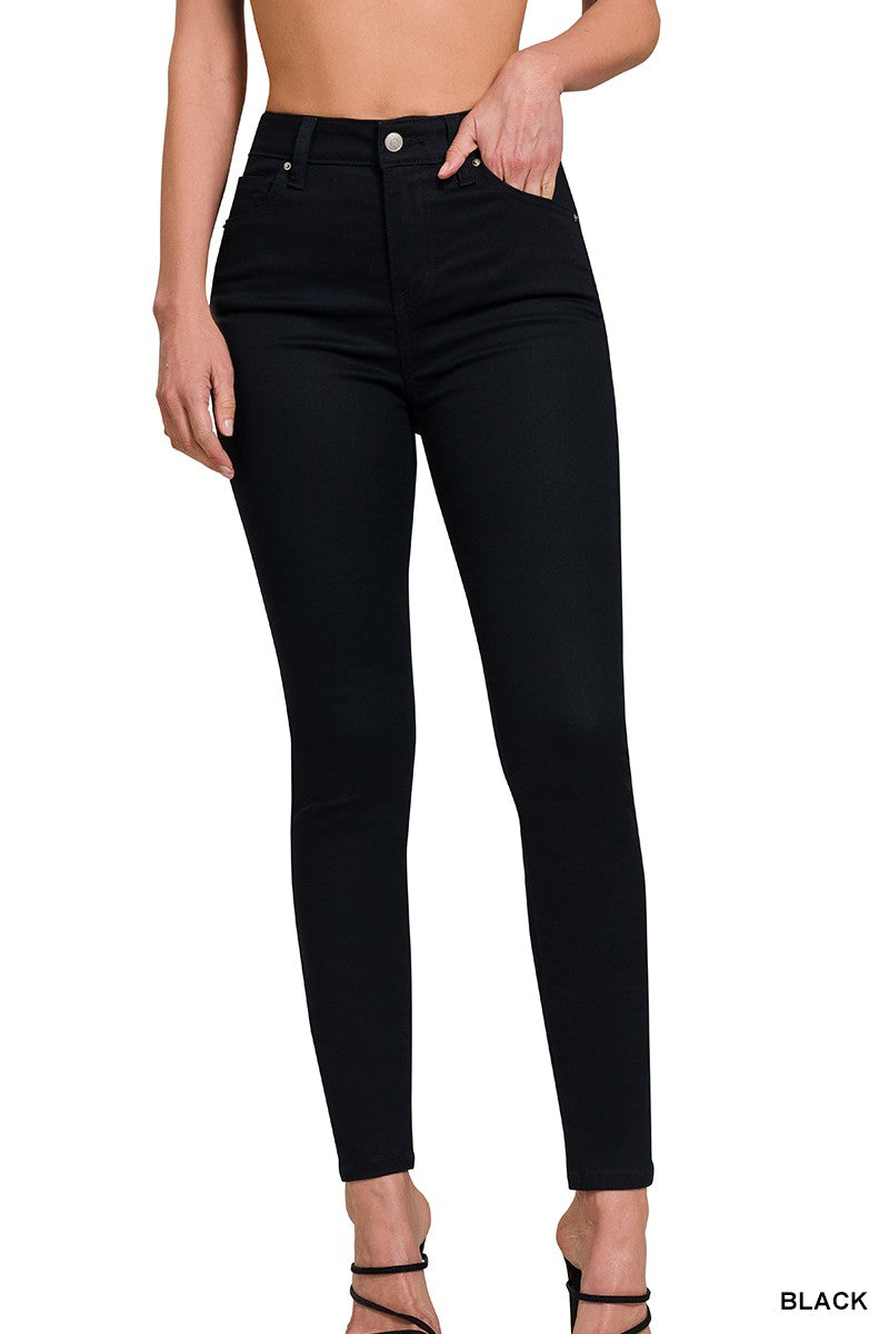 BLACK HIGH-RISE SKINNY PANTS