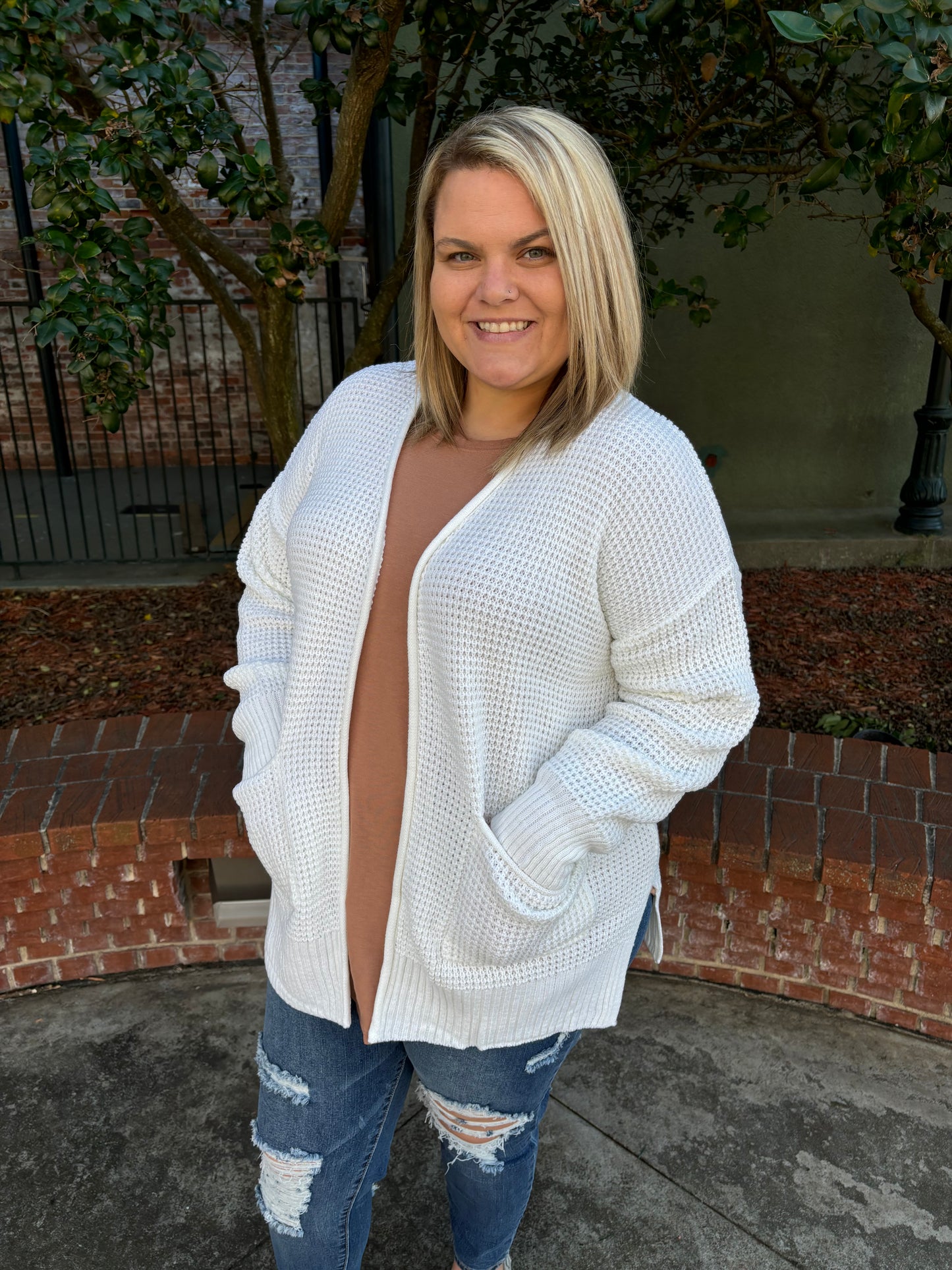 CURVY Ivory Cardigan