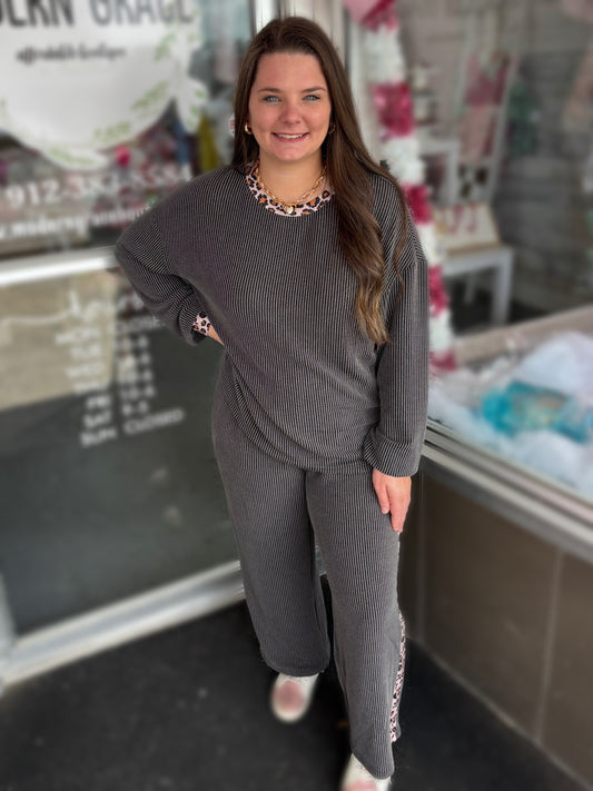 Black and Leopard Textured 2pc Pant Set