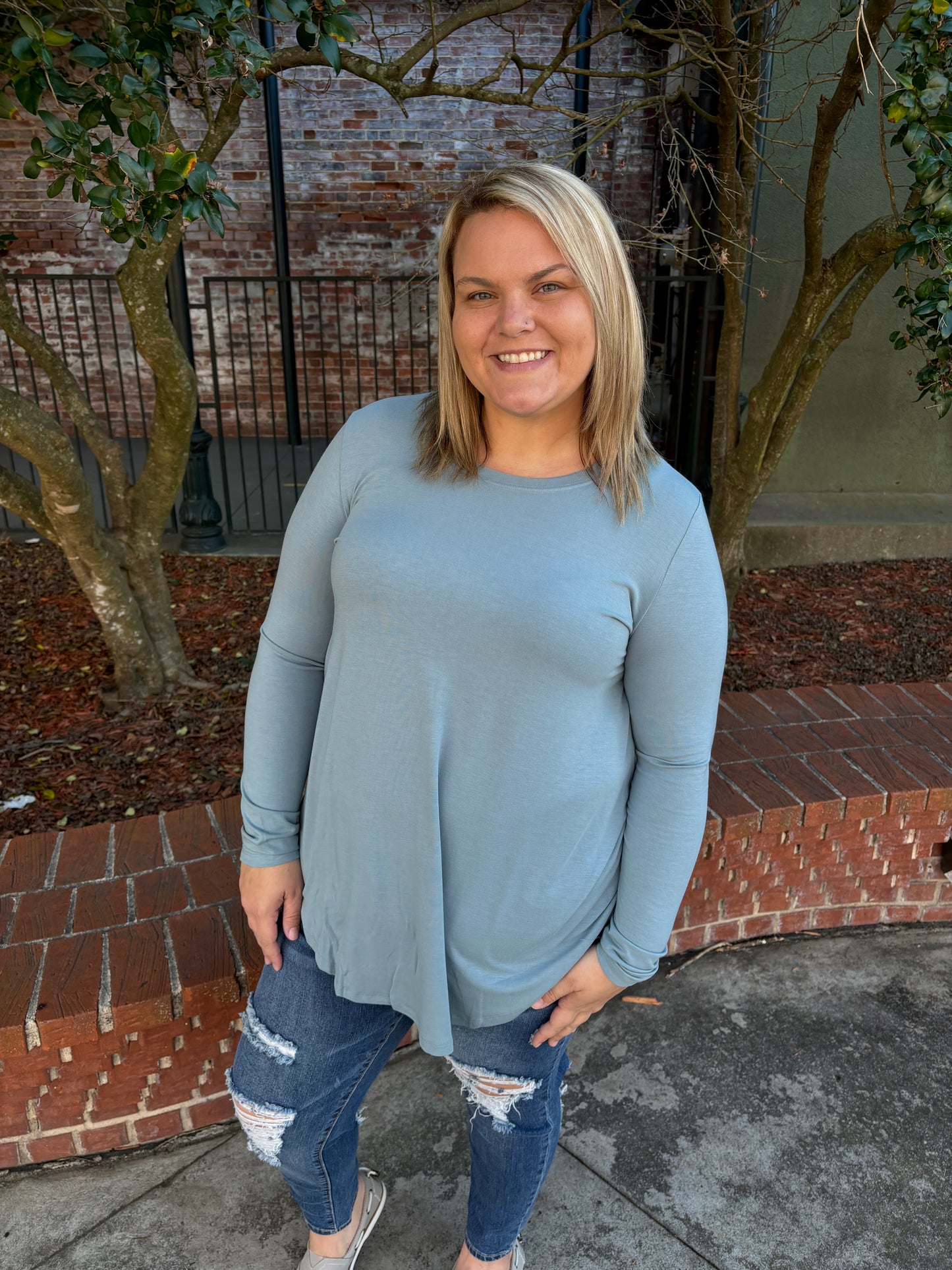 Curvy Round Neck Long Sleeve Top