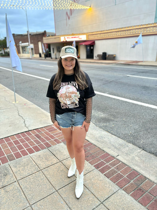 OVERSIZED BLACK LONG LIVE COWGIRL'S GRAPHIC TEE