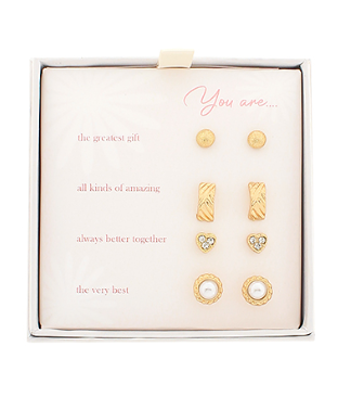 Heart & Pearl Studs Set