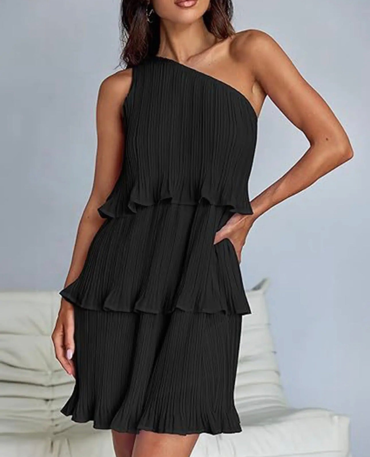 Black Slanted Shoulder Layered Hem Solid Color Dress